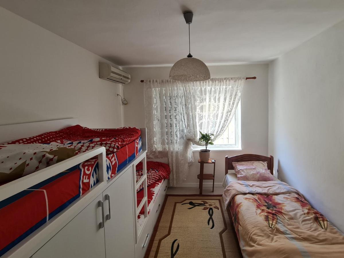 Saloon Apartment Tirana Exterior photo