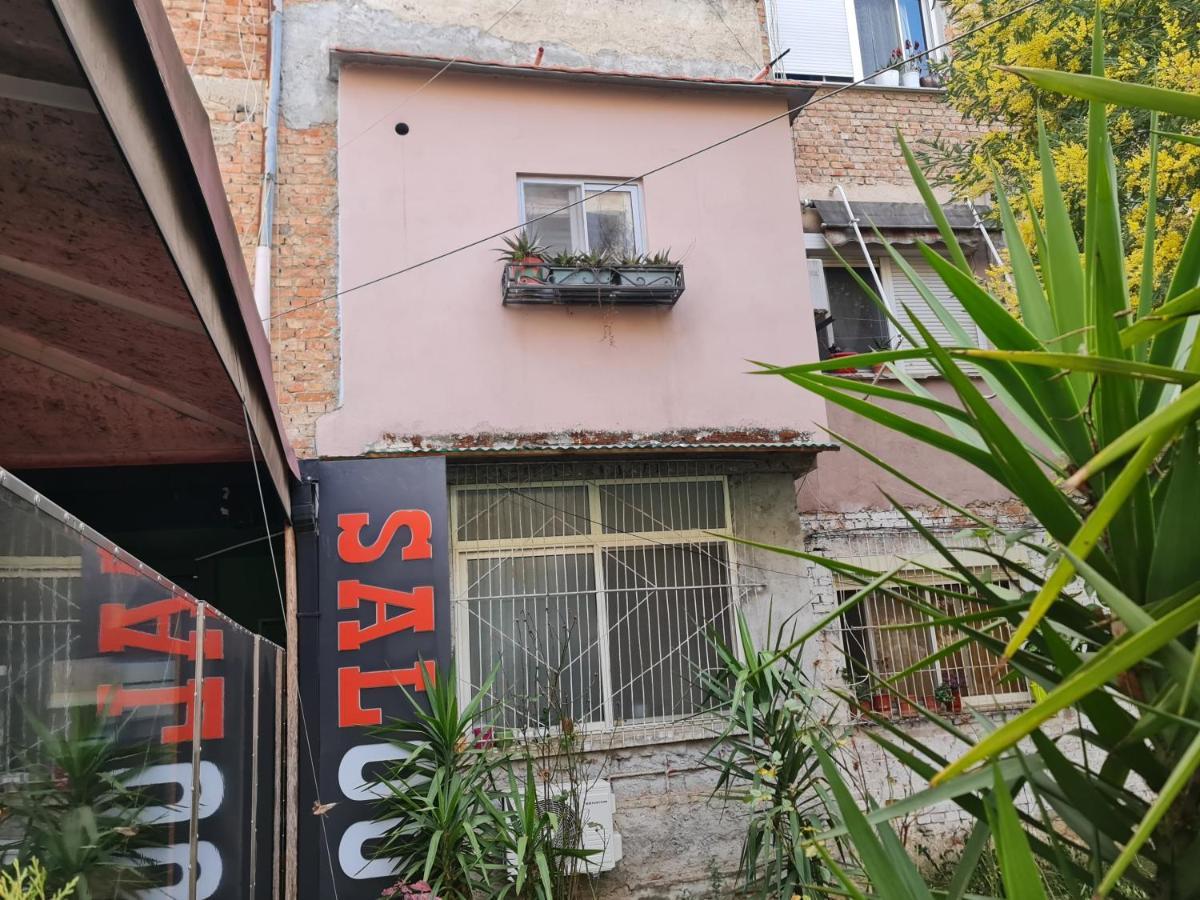 Saloon Apartment Tirana Exterior photo